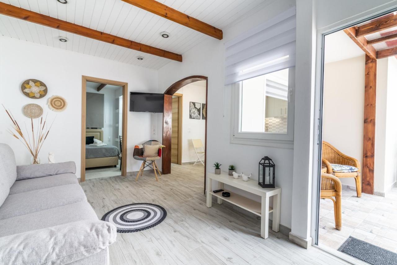 The Holiday House 4 كاندية المظهر الخارجي الصورة